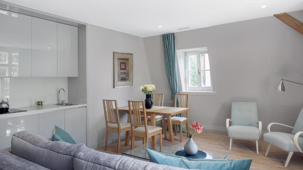 Apartament Deco By Downtown